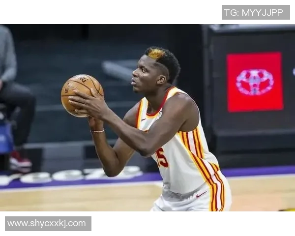 克林特卡佩拉:在NBA赛场上崛起的华裔篮球巨星之路